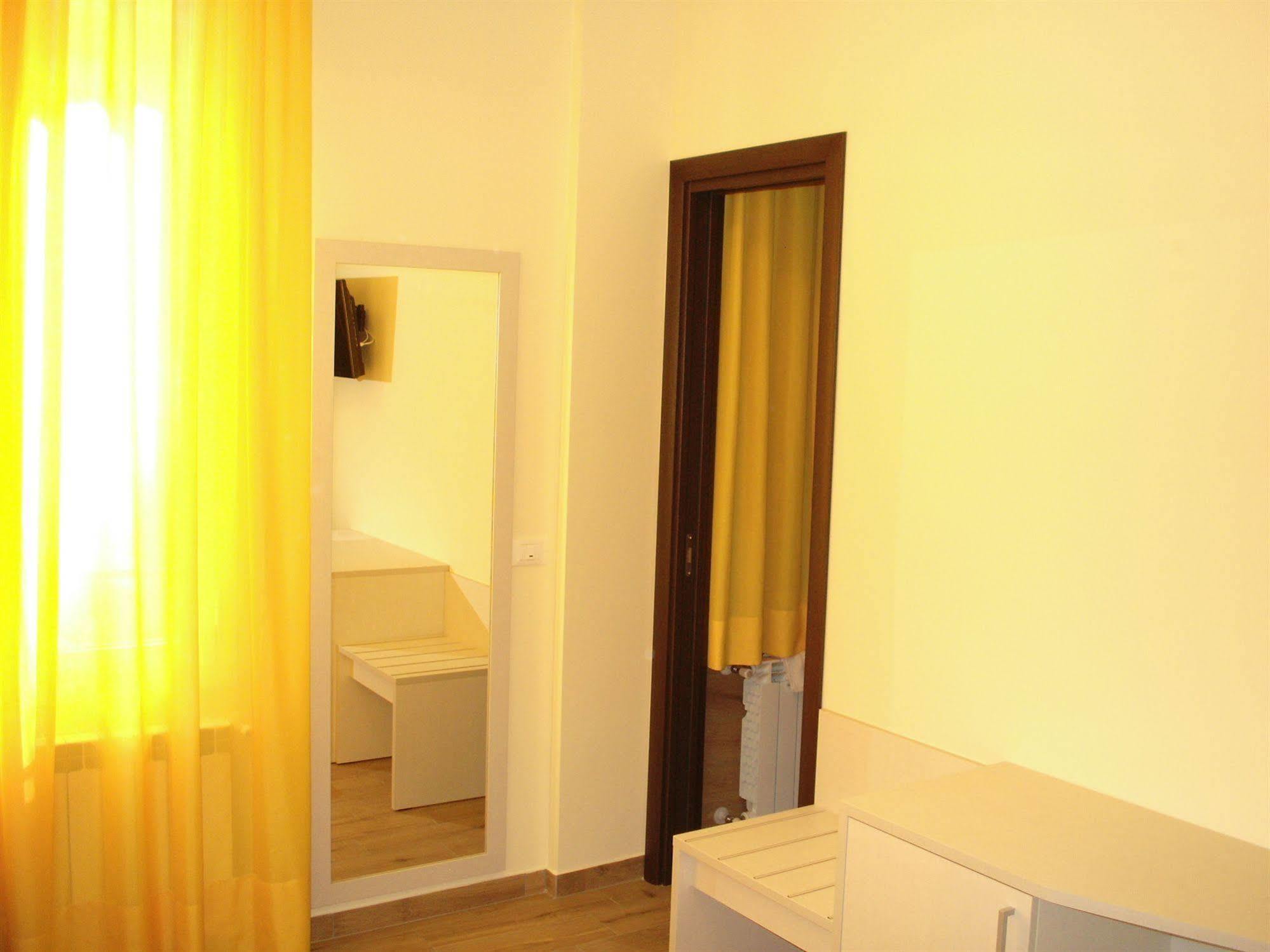 Casa Zeffirino Hotel Sanremo Exterior photo